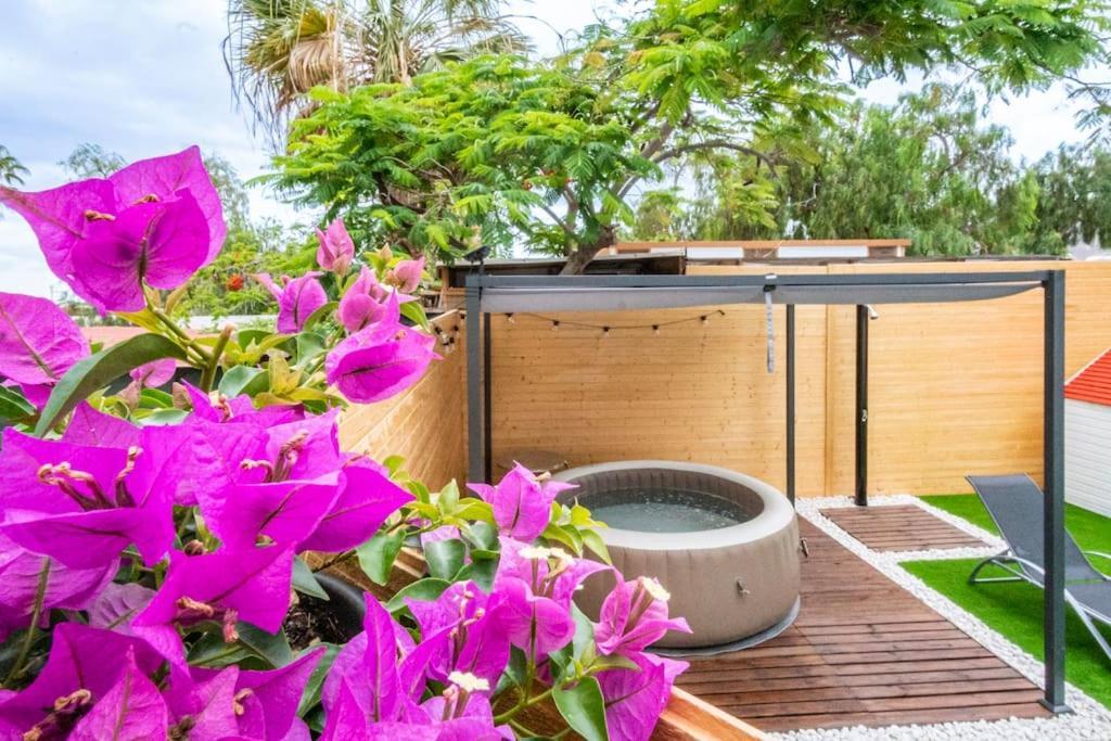 Private Paradise On Cozy Campsite, Jacuzzi, Netflix Las Galletas Eksteriør billede